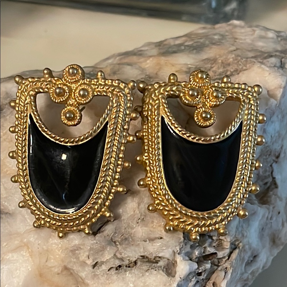 Avon Black and Gold Vintage Earrings